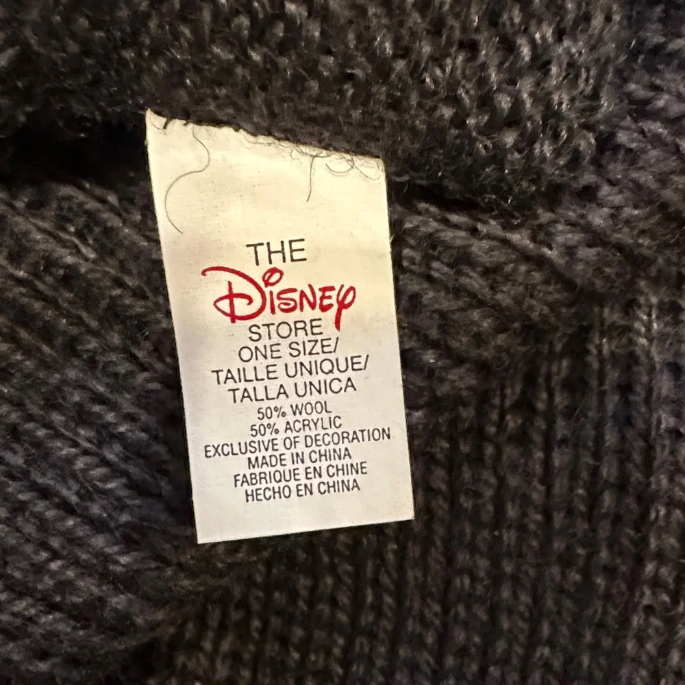 Women Disney Black and Red Knit Scarf and Gloves Set